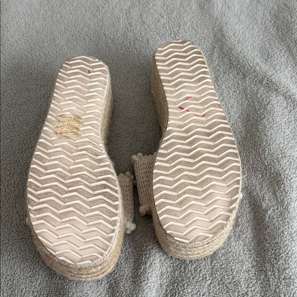 Beige Woven Slide platform Sandals - Picture 3 of 3